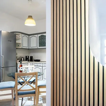 Georgia And In Town 아파트 스키아토스 타운