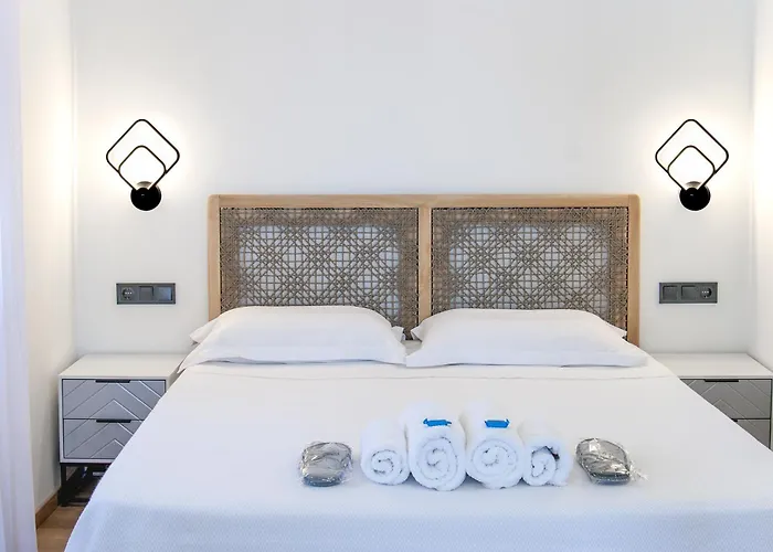 Georgia And In Town * 스키아토스 타운