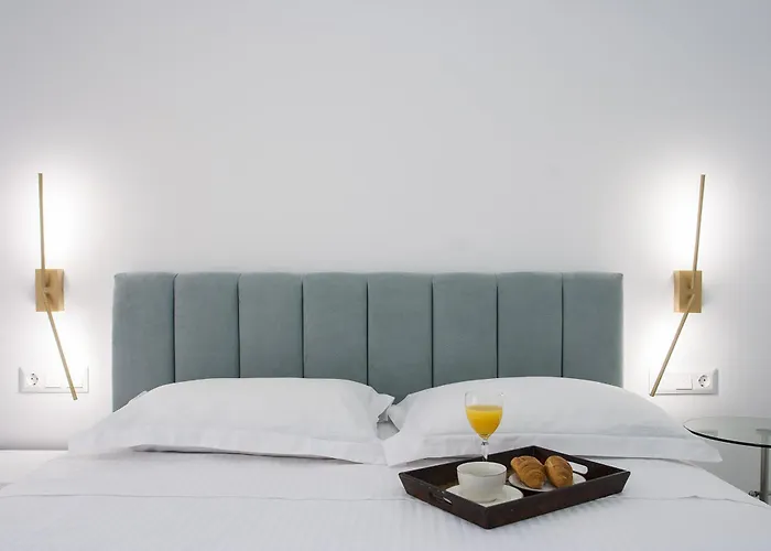 Georgia And In Town * 스키아토스 타운