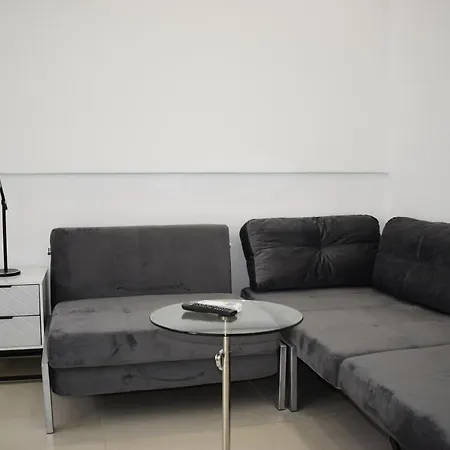 Daire Georgia And In Town