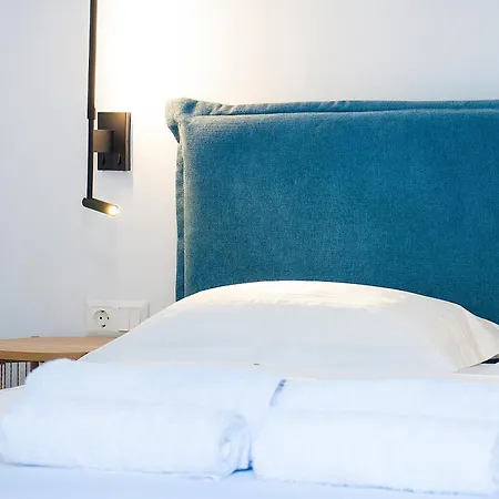 Georgia And In Town Daire *