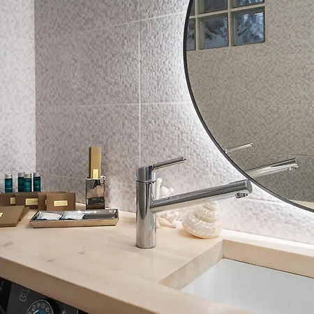 Daire Georgia And In Town *