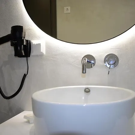 Georgia And In Town Appartement Skiathos Chora