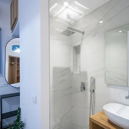 Appartement Georgia And In Town